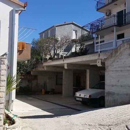 Apartment Karmen Трогір Екстер'єр фото